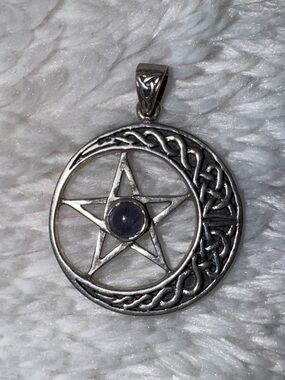 Vintage Signed Celtic Knotwork Crescent Moon Pentacle Pendant w/ Amethyst Stone